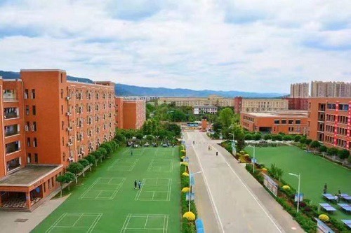 资中县双龙职业中学什么专业好 资中县双龙职业中学什么专业好