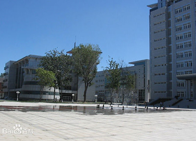 学校风景.jpg 学校风景.jpg