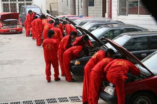 贵阳汽修学校招生办联系电话 贵阳汽修学校招生办联系电话
