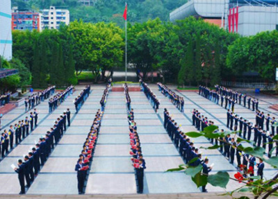 学生活动现场.jpg 学生活动现场.jpg
