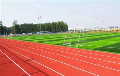 重庆市永川工商学校是民办学校还是公办学校？