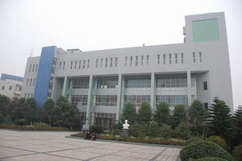 重庆医药科技学校2020年网站网址