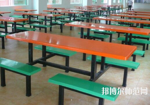 昆明电机技工幼儿师范学校宿舍条件