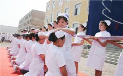 中国护士缺口高达百万人