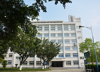 åå·çå·¥æå¸å­¦æ ¡