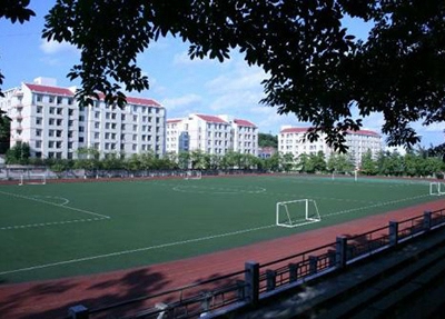  乐山市现代经济管理学校是民办学校还是公办学校？