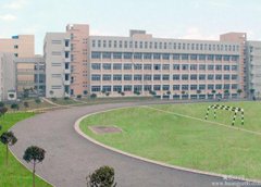 成都市龙泉驿航天中学校2023录取分数线