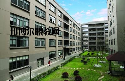成都信息工程职业技术学校怎么样、好不好