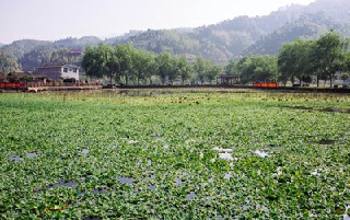 成都建筑工程学校未来就业前景良好